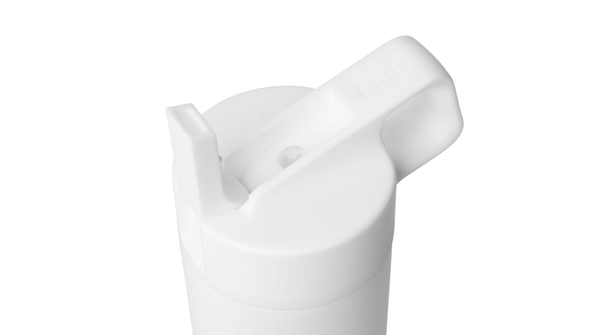 straw-bottle-x8 WebPDP-Straw_Lid_2_White_Studio_0221_45deg_Open__WMB1SL20001.jpg