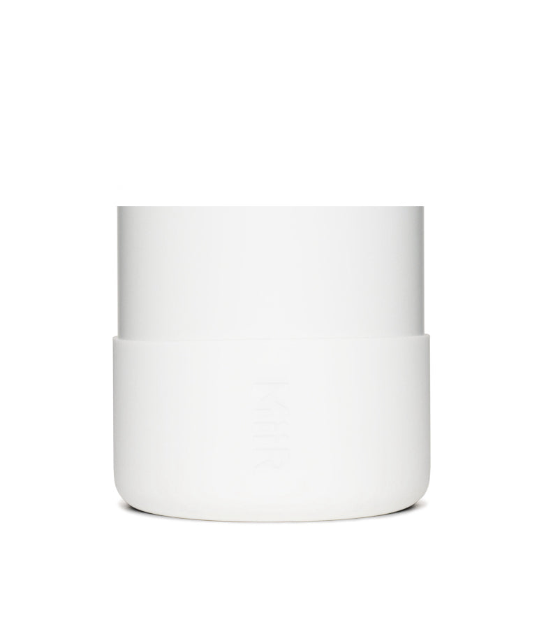 silicone-boot-q2 Silicone_Boot_32oz_42oz_White_Studio_0821_On_Bottle_7c7df284-5bee-4f24-a031-14b02db7328f__SLB1PN34001.jpg