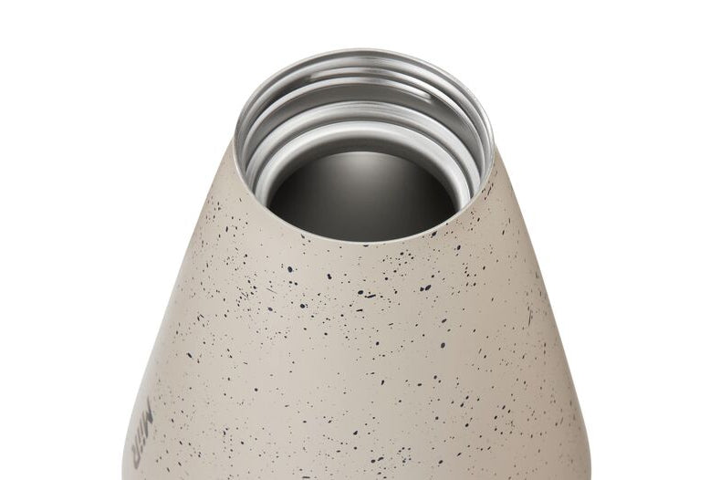 new-standard-carafe-p7 WebPDP-33oz_New_Standard_Carafe_Desert_Tan_Speckle_Studio__CAR1SVOS224_45_Top_Off.jpg