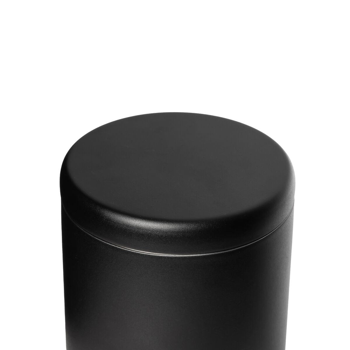 airlock-coffee-canister-y0 WebPDP-Airlock_Coffee_Canister__ACN2SVOS002_Black_X2Studio_45_Deg_Lid_On.jpg