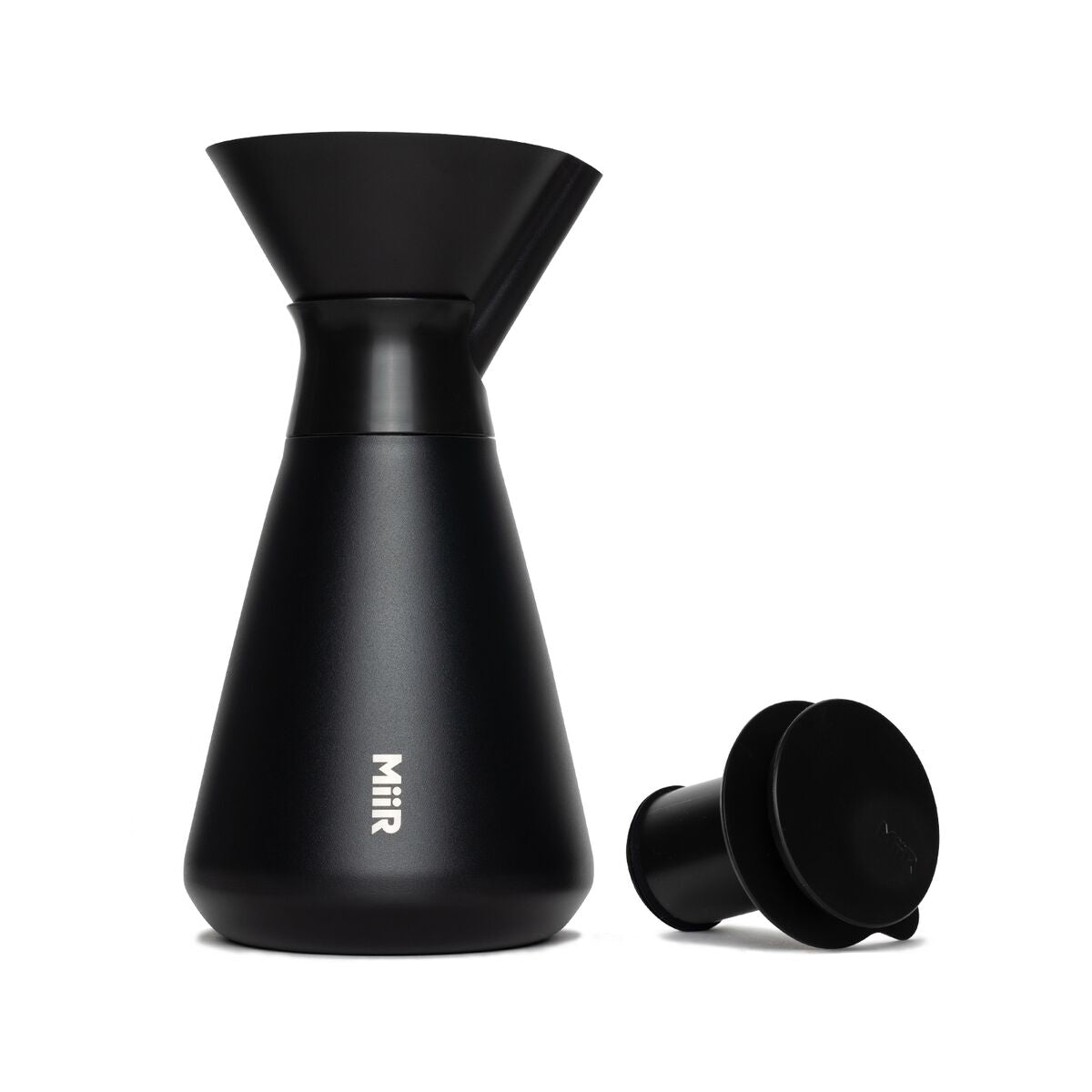 new-standard-carafe-p7 WebPDP-Carafe_Black_Studio_0722_Front_Lid_Staged__CAR1SVOS002.jpg