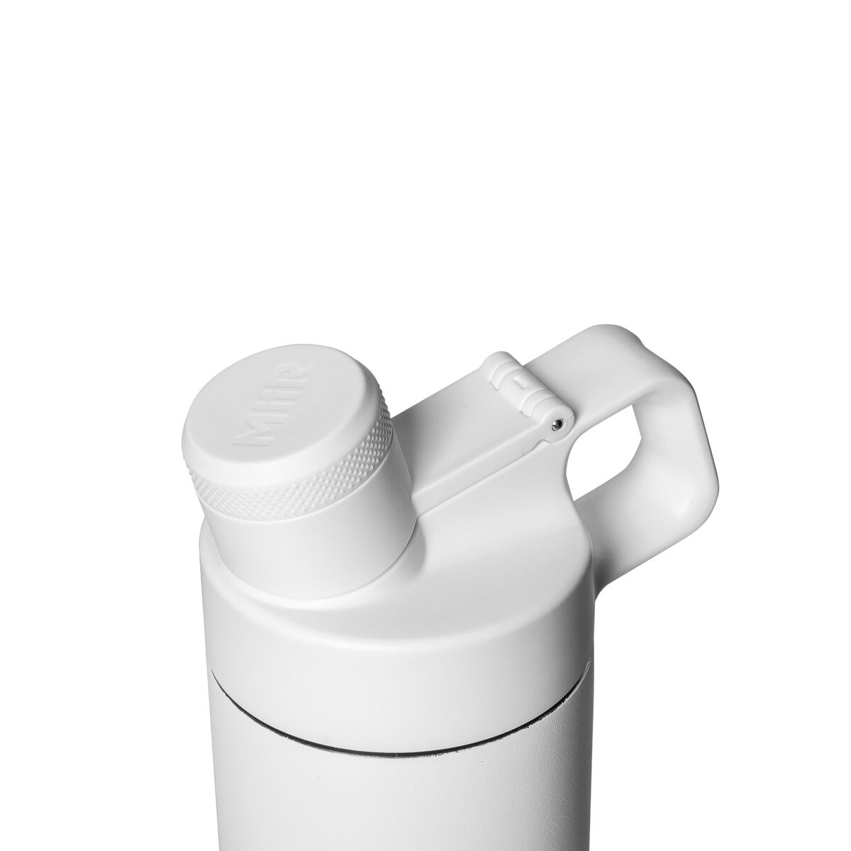 leakproof-chug-lid-a7 WebPDP-Leakproof_Chug_Lid_White_X2_Studio__LPC1PNR001_45_Closed.jpg