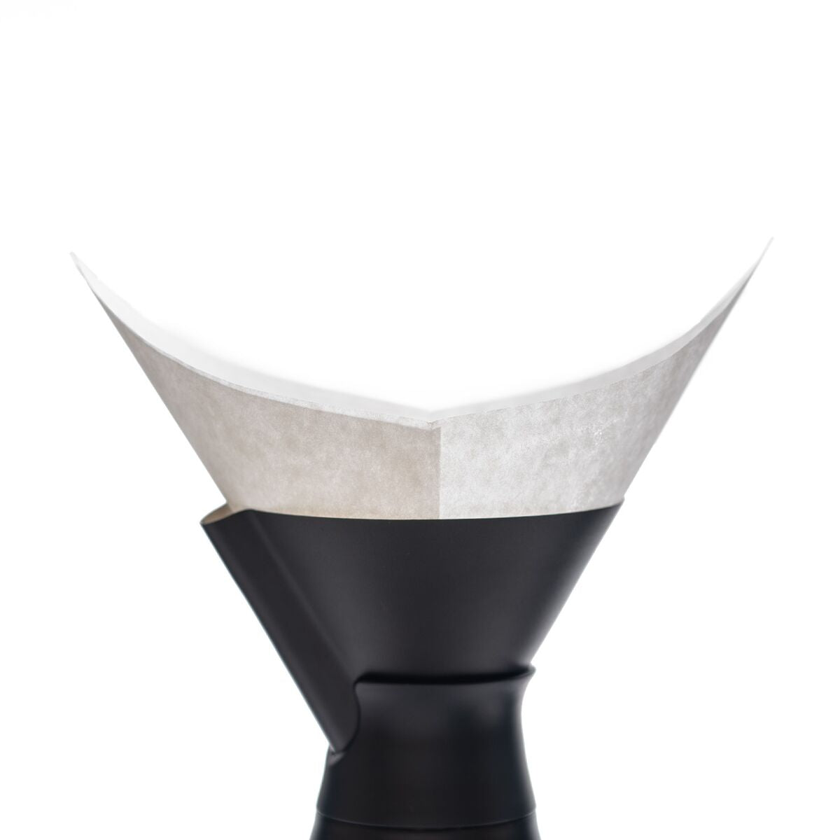 new-standard-carafe-coffee-filters-h4 WebPDP-NSCarafeCoffeeFilters_Studio_0223_InUse__CAF1PN00001.jpg