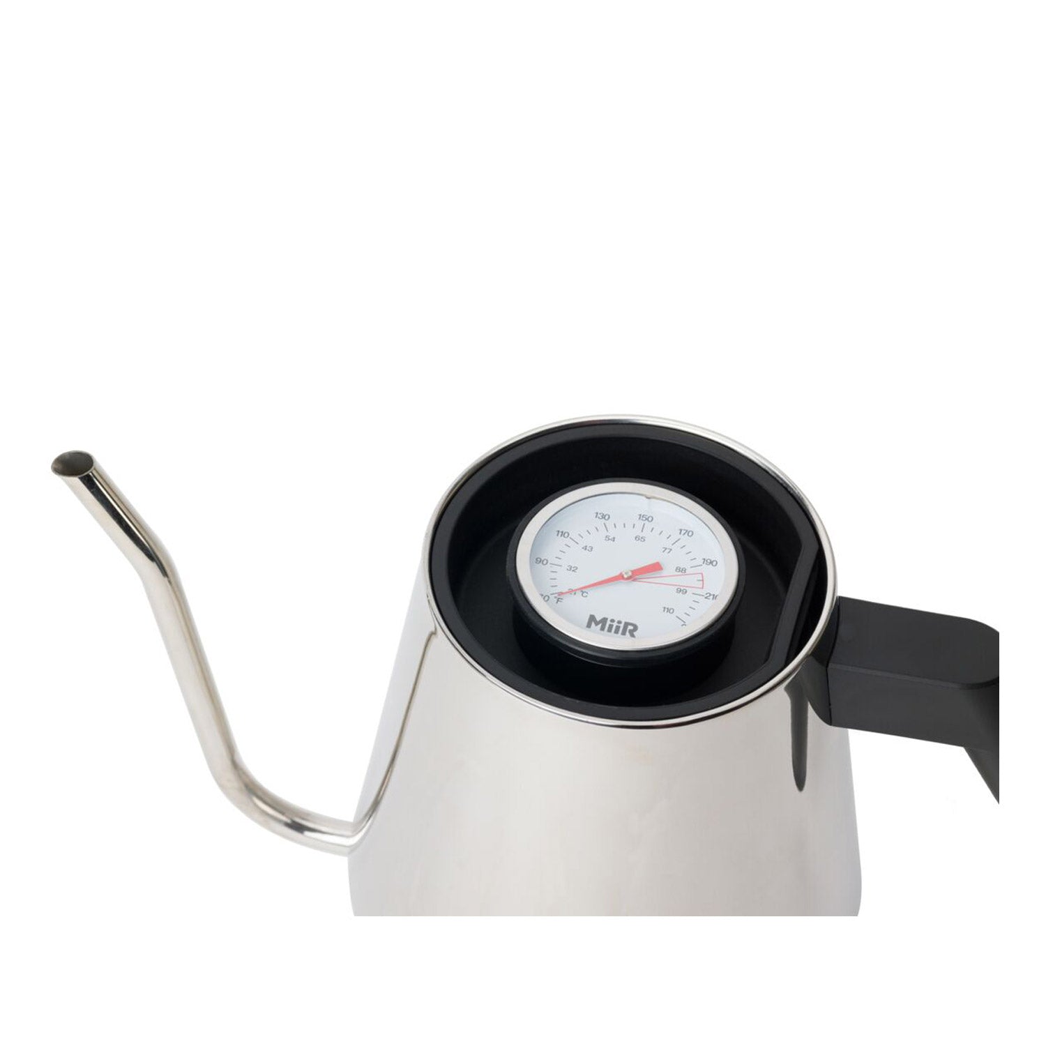 new-standard-pour-over-kettle-q2 WebPDP-Pour_Over_Kettle_Black_Studio_0222_45_Deg_Lid__POK1SNOS005.jpg