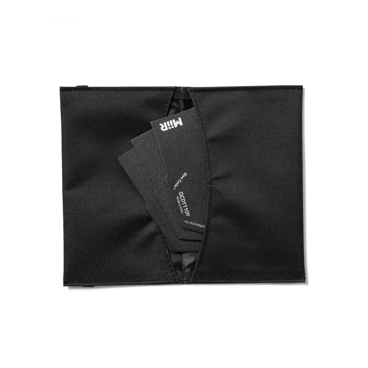 pourigami-f3 WebPDP-Pourigami_Black_Case__POG2SN00002_Studio_Open.jpg