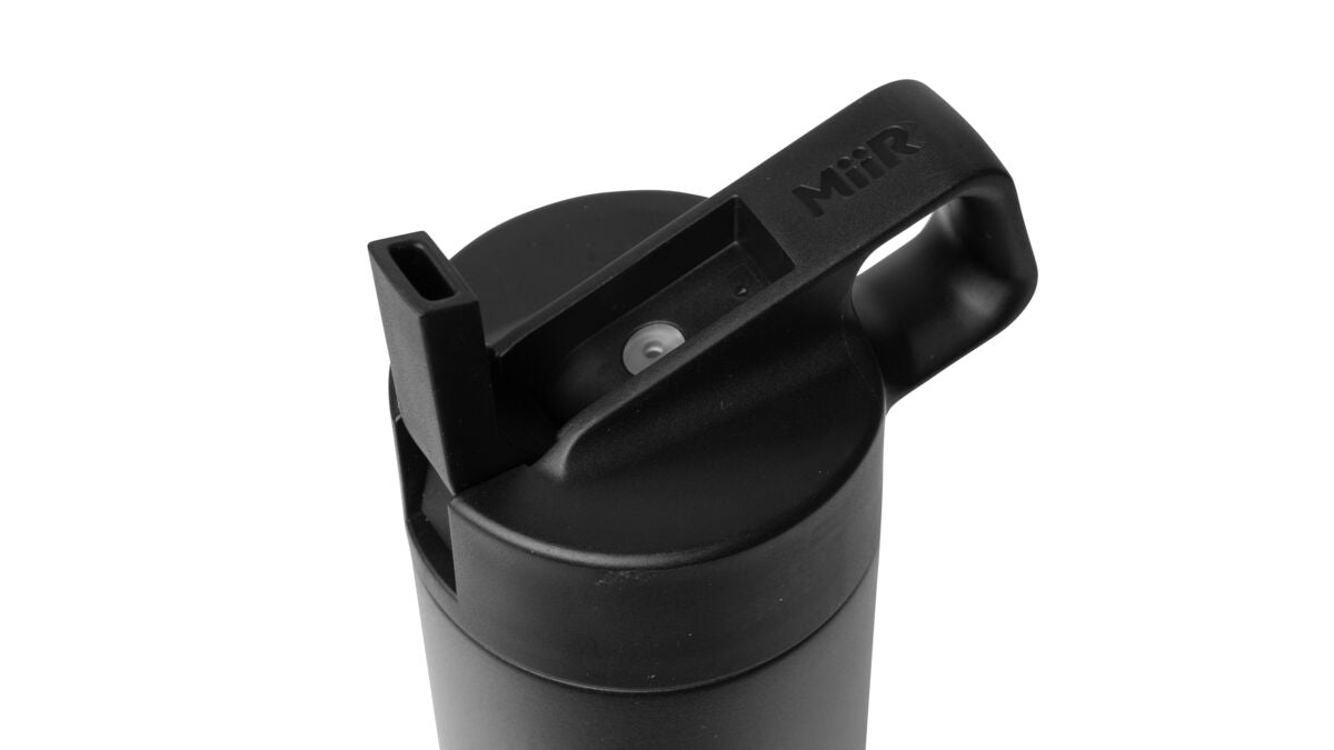straw-bottle-x8 WebPDP-Straw_Lid_2_Black_Studio_0221_45deg_Open__WMB1SL20002.jpg