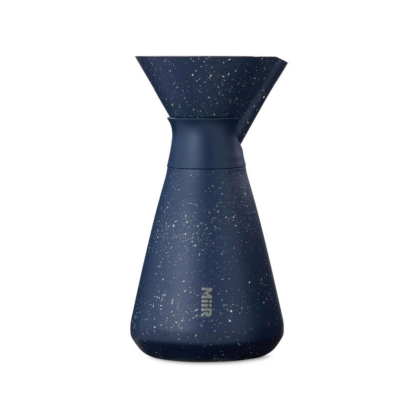 new-standard-carafe-p7 Web_PDP-33oz_New_Standard_Carafe_Tidal_Blue_Speckle_Studio_CAR1SVOS225__Front.jpg