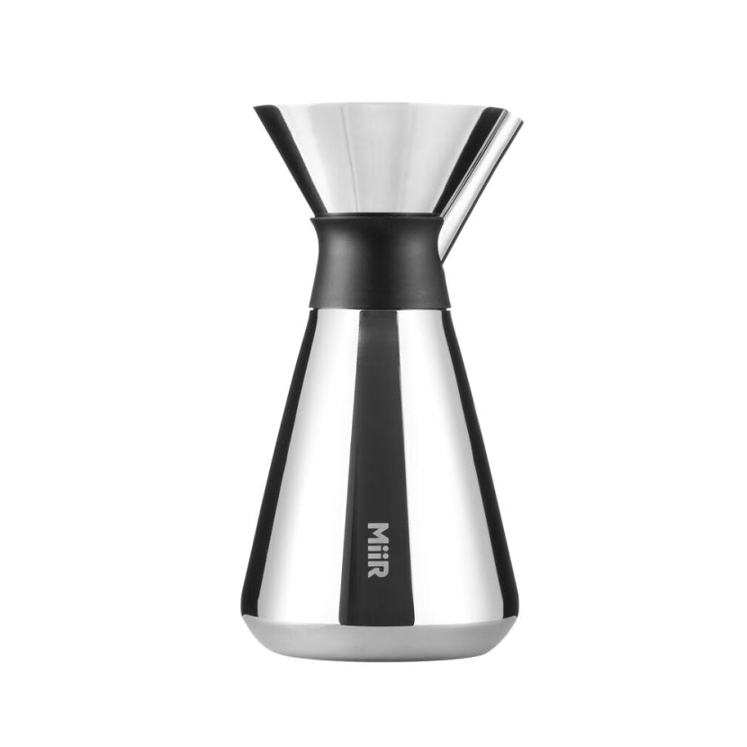 new-standard-carafe-p7 Web_PDP-Polished_Stainless_Carafe_33oz_SS_Studio_X2_07182024_Front_CAR1SVOS005_1_2.jpg
